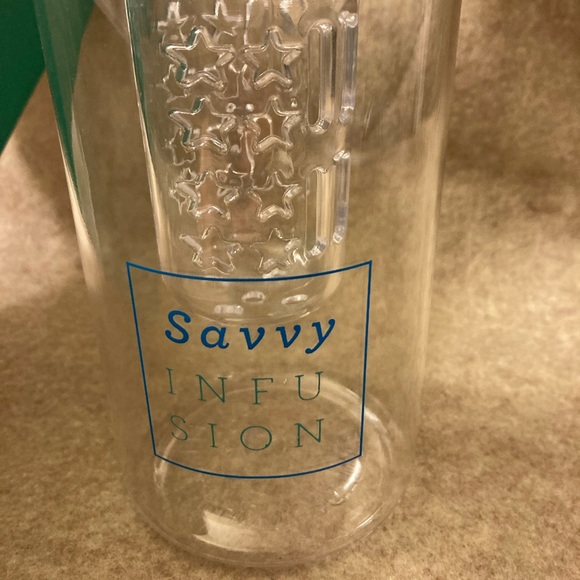 Savvy Infusion Water Bottle - Picture 4 of 8